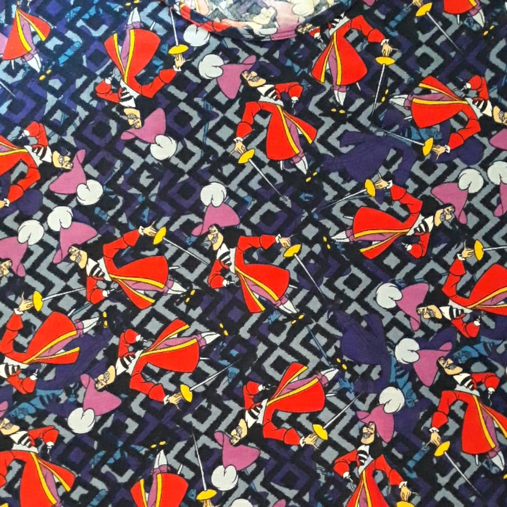 🏝  3/$25 LULAROE Size L